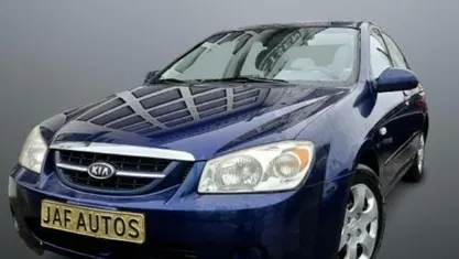 Blauw Gebruikt 2007 Kia Cerato LX Sedan | € 1.750 (Goede deal)