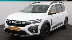 Gebruikt 2024 Dacia Jogger Extreme MPV | € 27.945 (Eerlijke prijs)