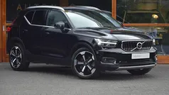 Zwart Gebruikt 2021 Volvo XC40 Inscription SUV | € 28.950 (Eerlijke prijs)