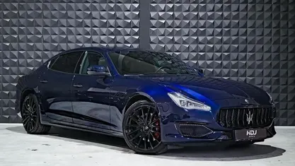 , metallic lak Gebruikt 2018 Maserati Quattroporte Sedan | € 59.900 (Eerlijke prijs)