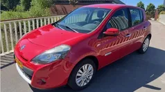 Gebruikt 2011 Renault Clio II Collection Hatchback | € 3.750 (Eerlijke prijs)