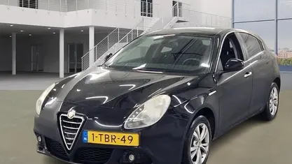Occasion 2011 Alfa Romeo Giulietta Distinctive Hatchback | € 3.950 (Goede deal)