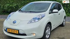 Wit Gebruikt 2012 Nissan Leaf Base Hatchback | € 4.650 (Eerlijke prijs)