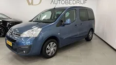 Blauw, metallic lak Gebruikt 2017 Citroën Berlingo XTR MPV | € 10.950 (Goede deal)