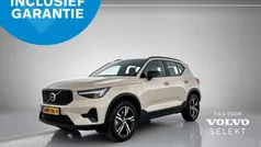 Bruin Gebruikt 2024 Volvo XC40 Plus SUV | € 44.450 (Eerlijke prijs)
