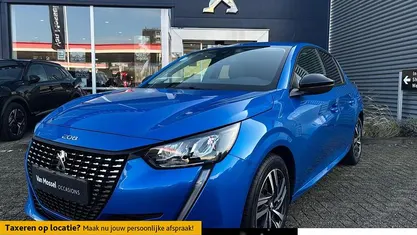 Blauw Gebruikt 2022 Peugeot 208 Allure Hatchback | € 14.940 (Eerlijke prijs)