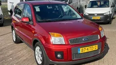 Gebruikt 2010 Ford Fusion Futura MPV | € 3.750 (Eerlijke prijs)
