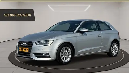 Occasion Audi A3 Attraction 123 PK (90 kW) 2013 Grijs Hatchback