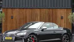 Zwart, metallic lak Gebruikt 2017 Audi A5 Cabriolet Premium Cabriolet | € 42.995 (Eerlijke prijs)