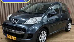 Grijs Gebruikt 2009 Peugeot 107 Hatchback | € 2.945 (Eerlijke prijs)