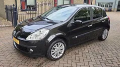 Gebruikt 2009 Renault Clio II Collection Hatchback | € 3.850 (Eerlijke prijs)