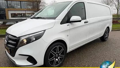 Wit Occasion 2024 Mercedes Vito Van | € 38.750 (Eerlijke prijs)