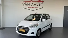 Wit, metallic lak Gebruikt 2013 Hyundai i10 Hatchback | € 2.950 (Eerlijke prijs)