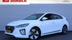 Gebruikt 2020 Hyundai Ioniq Premium Sedan | € 18.095 (Eerlijke prijs)