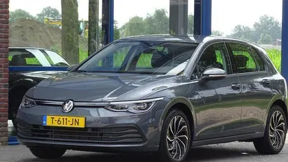 Gebruikt 2023 VW Golf VIII Business Stationwagen | € 29.950 (Eerlijke prijs)
