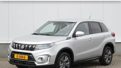 Grijs Occasion 2022 Suzuki Vitara SUV | € 19.280 (Goede deal)