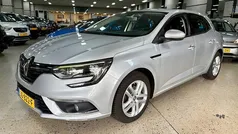 Gebruikt 2016 Renault Mégane IV Hatchback | € 7.750 (Eerlijke prijs)