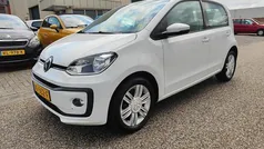 Wit Gebruikt 2017 VW up! high up! Hatchback | € 7.995 (Eerlijke prijs)