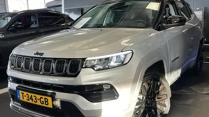 Grijs Gebruikt 2022 Jeep Compass SUV | € 22.945 (Eerlijke prijs)