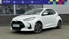 Wit Gebruikt 2023 Toyota Yaris Hatchback | € 23.900 (Eerlijke prijs)