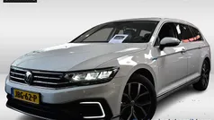 Wit Gebruikt 2020 VW Passat Business Stationwagen | € 23.745 (Eerlijke prijs)