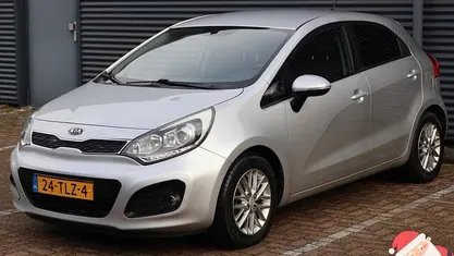 Grijs Gebruikt 2012 Kia Rio Plus Hatchback | € 8.495 (Eerlijke prijs)