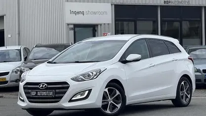 Occasion 2016 Hyundai i30 Comfort Hatchback | € 10.900 (Eerlijke prijs)