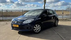 Blauw Gebruikt 2013 Ford Focus Trend Hatchback | € 6.975 (Goede deal)