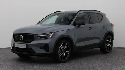Grijs Gebruikt 2022 Volvo XC40 Plus SUV | € 35.400 (Goede deal)