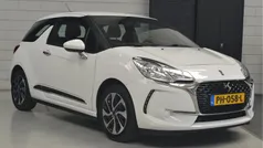 Wit, metallic lak Gebruikt 2017 DS Automobiles DS3 Chic Hatchback | € 6.950 (Eerlijke prijs)