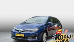 Blauw Gebruikt 2017 Toyota Auris Hybrid Stationwagen | € 13.750 (Eerlijke prijs)