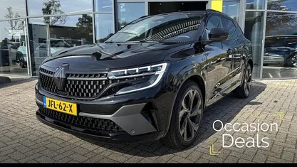 Zwart Occasion 2025 Renault Austral Techno Esprit Alpine SUV | € 39.950 (Eerlijke prijs)