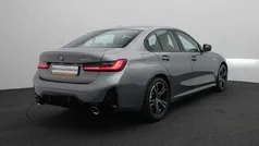 Gebruikt 2024 BMW 330 M Sport Sedan | € 44.900 (Eerlijke prijs)
