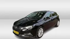 Zwart Gebruikt 2019 Opel Astra Edition Hatchback | € 14.950 (Eerlijke prijs)