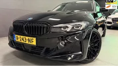 Zwart Gebruikt 2022 BMW 320e Sport Line Stationwagen | € 34.950 (Eerlijke prijs)