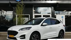 Wit Gebruikt 2023 Ford Kuga ST-Line SUV | € 25.395 (Eerlijke prijs)