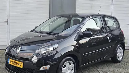Zwart Gebruikt 2013 Renault Twingo Collection Hatchback | € 3.450 (Eerlijke prijs)