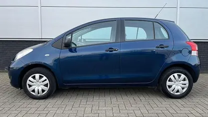 Occasion 2011 Toyota Yaris Hatchback | € 3.850 (Eerlijke prijs)