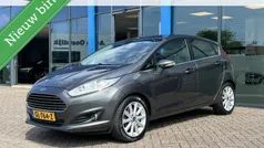 Grijs Gebruikt 2015 Ford Fiesta Titanium Hatchback | € 8.450 (Eerlijke prijs)