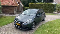 Grijs Gebruikt 2017 Peugeot 208 Active Hatchback | € 4.950 (Eerlijke prijs)