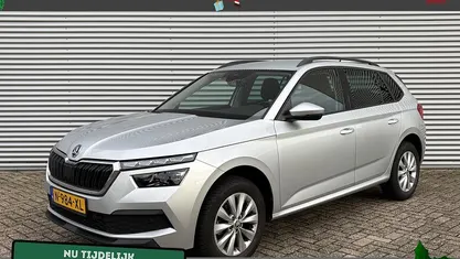 Grijs (metallic) Gebruikt 2022 Skoda Kamiq Business Line SUV | € 21.495 (Super prijs)