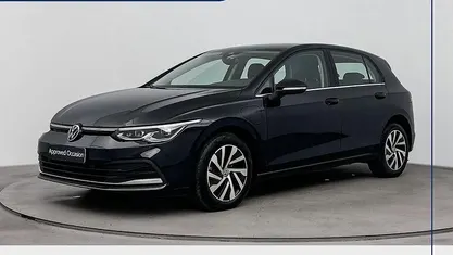 Zwart Occasion 2023 VW Golf VIII Style Hatchback | € 26.900 (Goede deal)