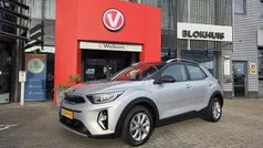 Grijs Gebruikt 2021 Kia Stonic SUV | € 16.190 (Eerlijke prijs)