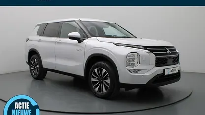 Occasion Mitsubishi Outlander P-HEV Intense 306 PK (225 kW) 2025 SUV