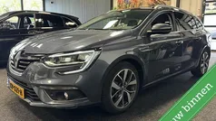 Grijs, metallic lak Gebruikt 2016 Renault Mégane GrandTour Bose Edition Stationwagen | € 15.849 (Eerlijke prijs)
