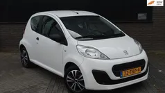 Wit Gebruikt 2012 Peugeot 107 Hatchback | € 3.200 (Eerlijke prijs)