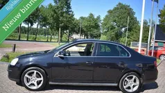 Zwart Gebruikt 2006 VW Jetta Sportline Sedan | € 2.450 (Eerlijke prijs)