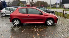 Rood Gebruikt 2003 Peugeot 206 Hatchback | € 1.249 (Eerlijke prijs)