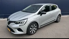 Grijs Gebruikt 2023 Renault Clio V Equilibre Hatchback | € 17.250 (Eerlijke prijs)