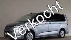 Grijs Gebruikt 2023 VW Multivan Style Van | € 54.450 (Goede deal)